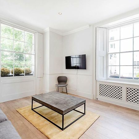 Stylish 2 Bedroom Flat In Knightsbridge ロンドン エクステリア 写真